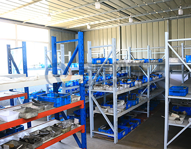 廠房設(shè)備-浙江奇展機械制造有限公司